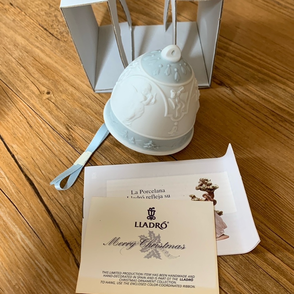 Lladro Christmas Bell